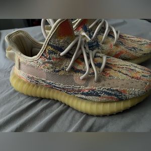 These are yeezy 350!